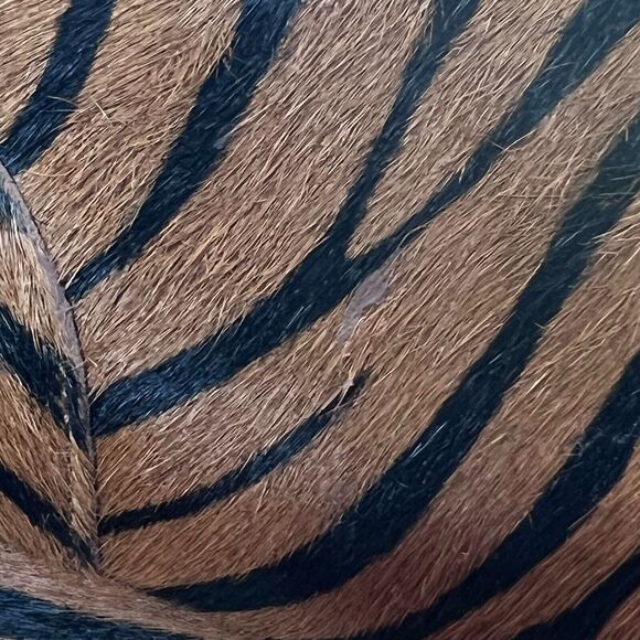 Linea Paolo Felicia Zebra Print Calf Hair Wedge Bootie Brown/Black Women 6.5 M - Picture 11 of 11